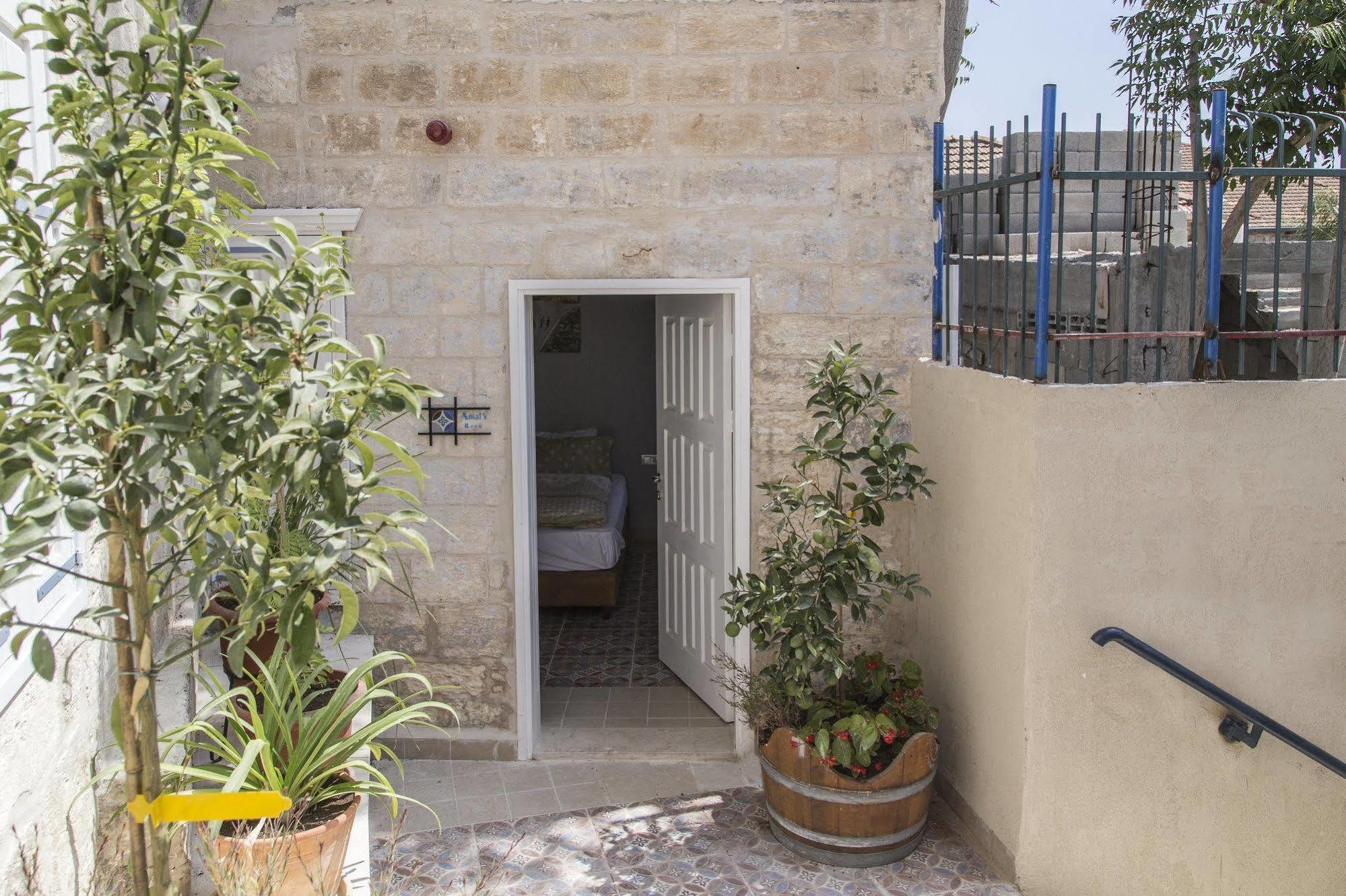 Alexandra House Otel Nasıra Dış mekan fotoğraf